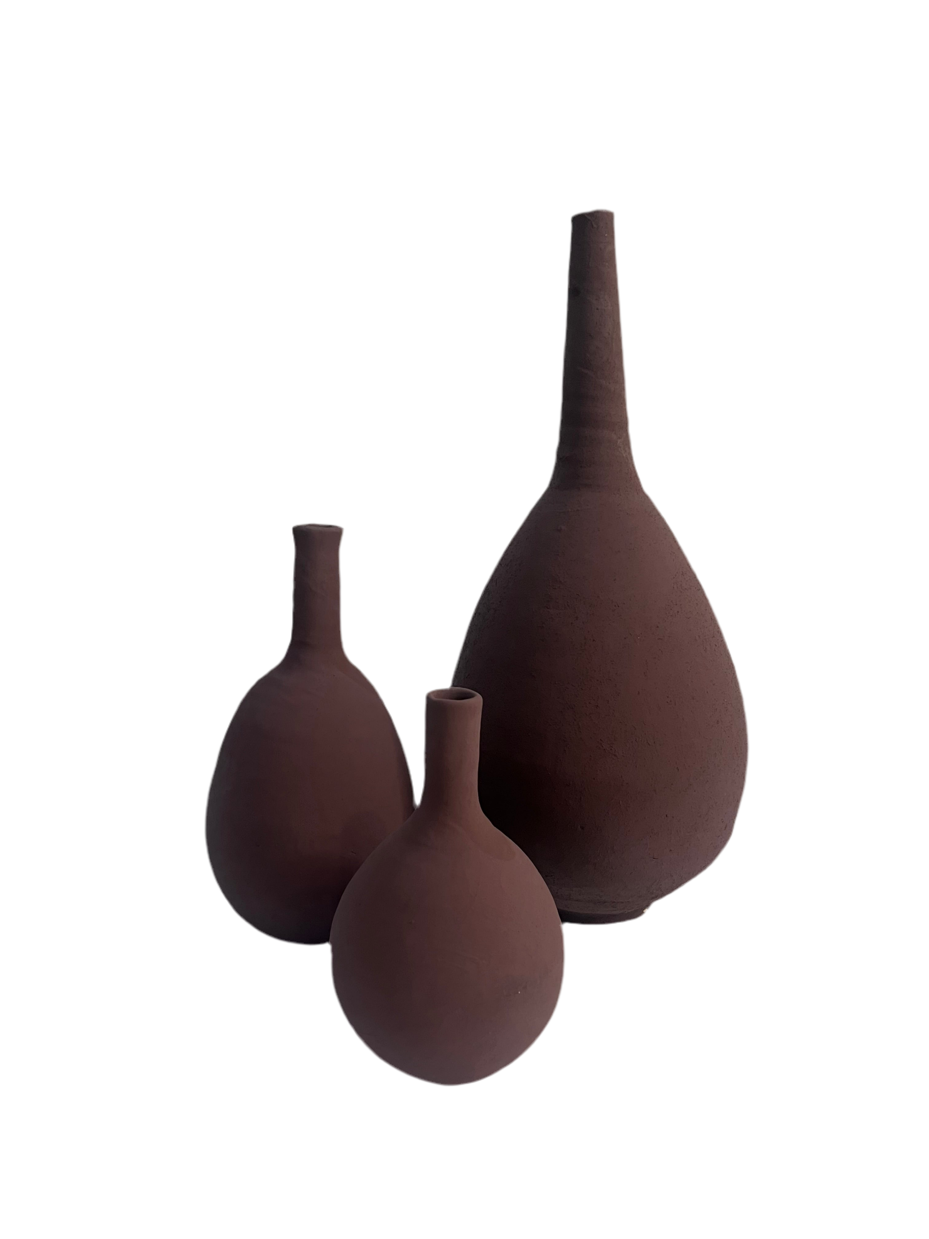 Mujo vase burnt brick